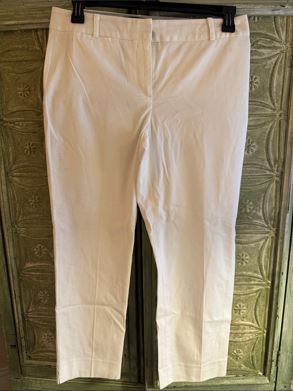 Talbots signature white pant. Size 10 cotton